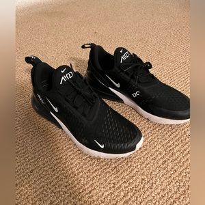 Nike Air Max 270